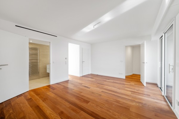 View Penthouse with panoramic views 6